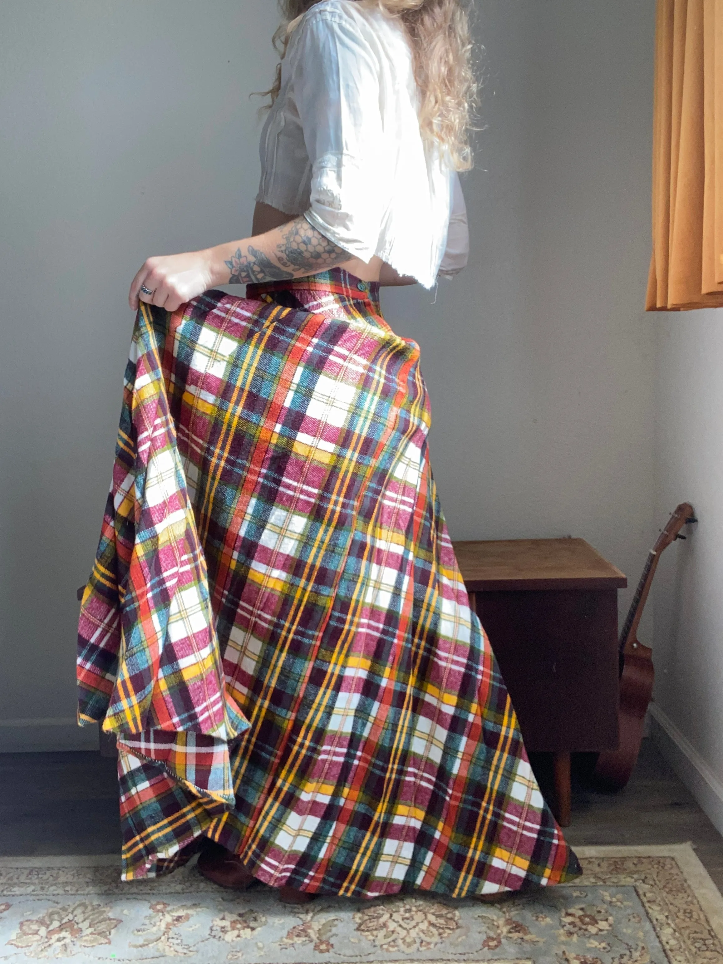 1970s Plaid Pleated Wool Maxi Skirt 27” waist