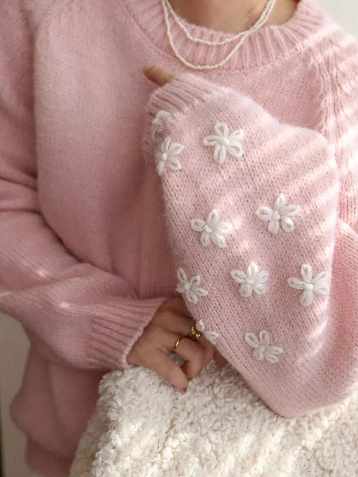 Fashion Flower Embroidery Knitted Sweater For Women Chic Long Sleeve O Neck Pullover Jumper 2023 Fall Winter Sweet Tops C-306