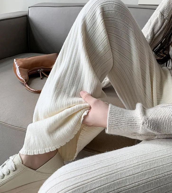 Fashionkova Miral Ribbed Knit Flare Pants