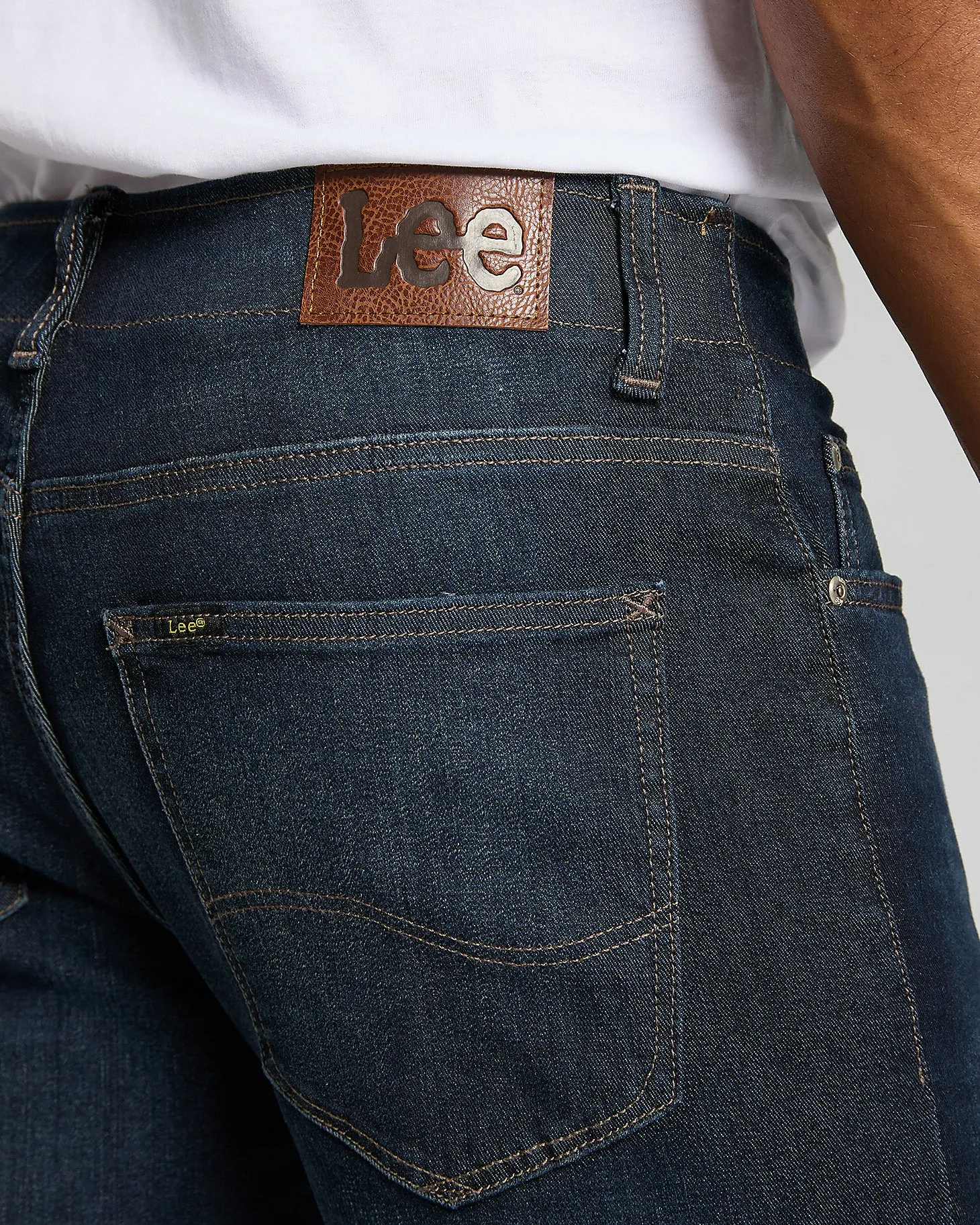 Lee Straight Fit Extreme Motion Mens Jeans - Trip