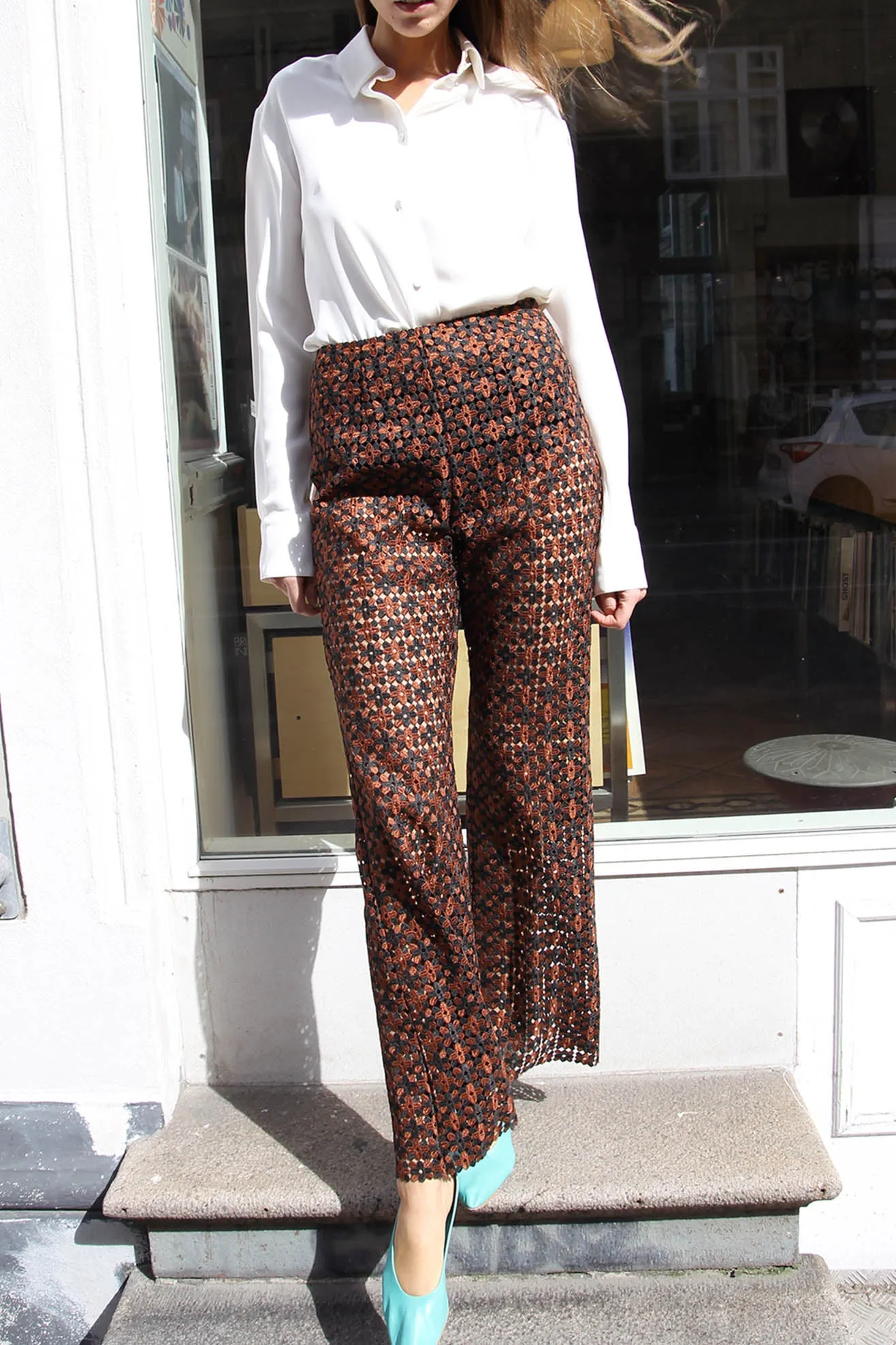 MR. LARKIN, Addie Pant, Jacquard Lace