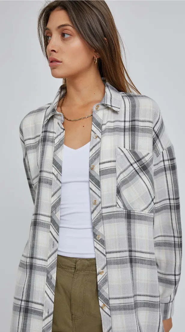 Oversized Boyfriend Flannel in Grey