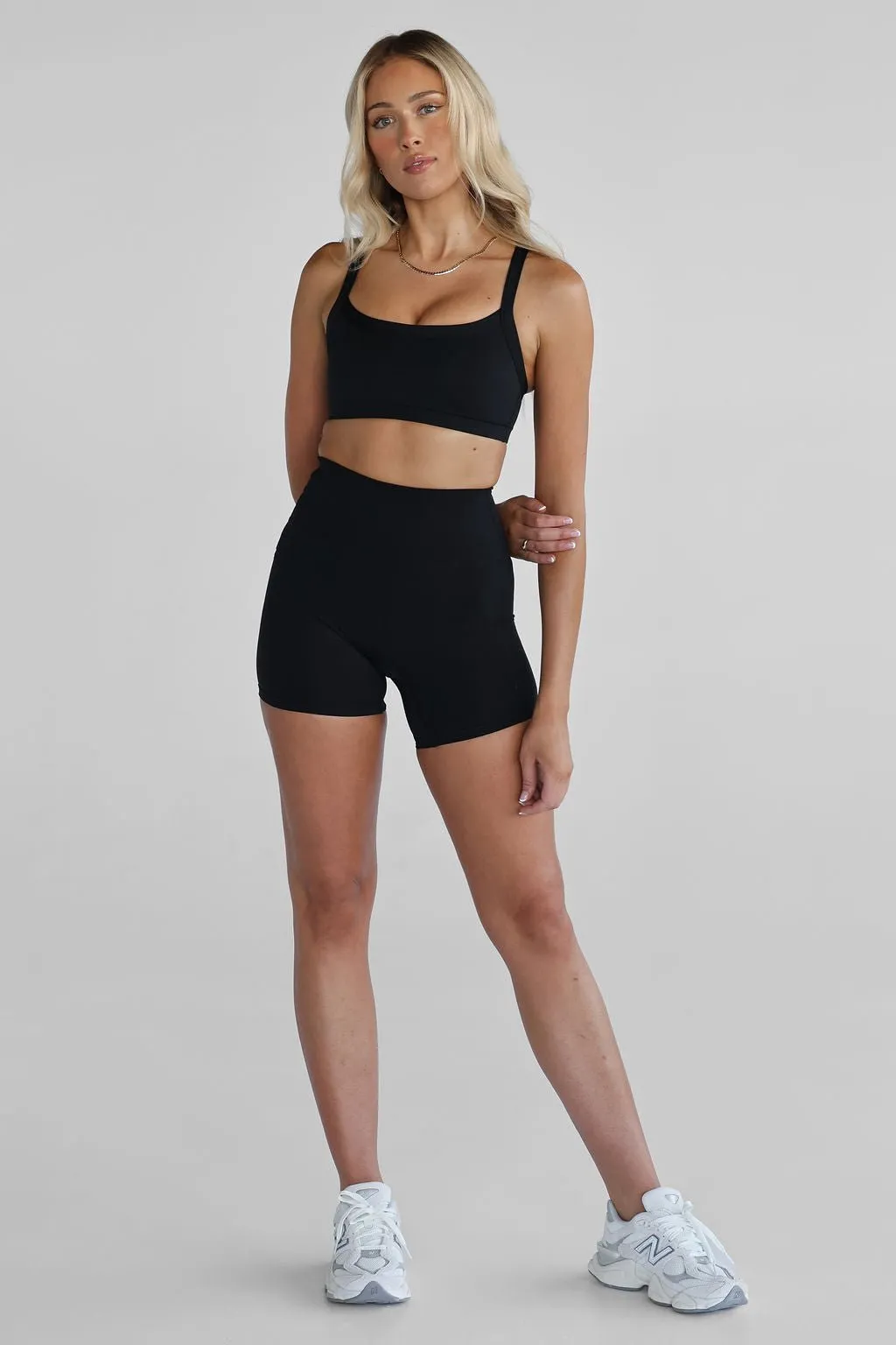 SCULPT Cross Back Crop - Black