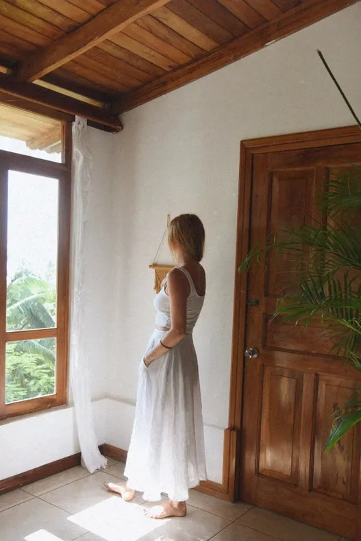 The Alba Skirt // Blanco