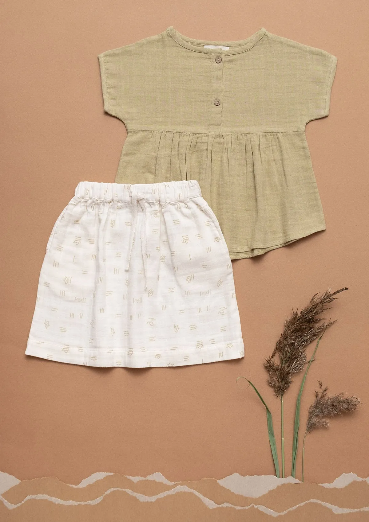 Tunic shirt Play of Colors Sage-green organic muslin